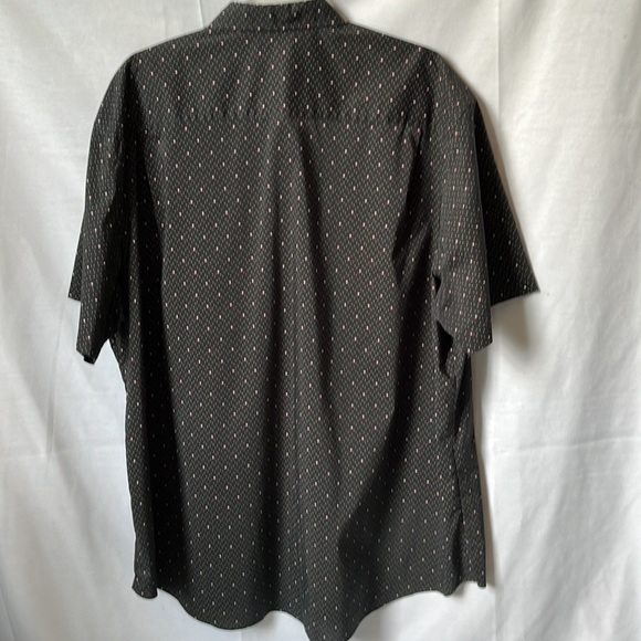 Van Heusen Shirt - Picture 3 of 7